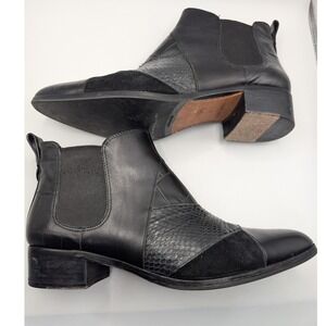 COACH Suffolk Patchwork Chelsea Ankle Boots‎ Size 9